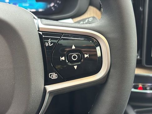 New 2026 Volvo XC60 B5 Plus w/ Protection Package Premier image 18