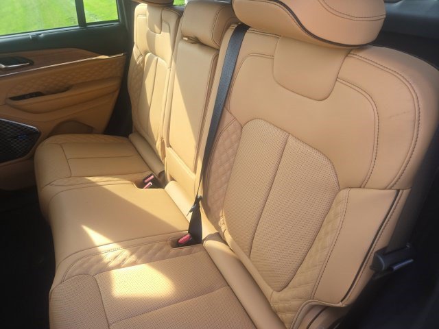 New 2027 Jeep Grand Cherokee Summit AWD/4WD image 19