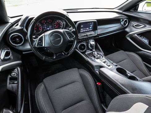 Used 2018 Chevrolet Camaro LT RWD image 19