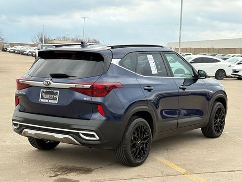 Used 2021 Kia Seltos EX image 6