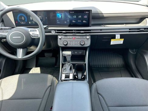 New 2026 Hyundai Tucson SE FWD image 17