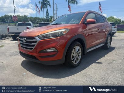 Used 2017 Hyundai Tucson SE w/ SE Popular Package 02