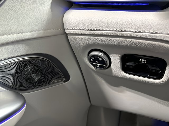 Certified 2023 Mercedes-Benz EQE 350+ 4MATIC SUV image 15