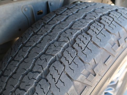 Used 2019 Toyota Tacoma TRD Off-Road image 12