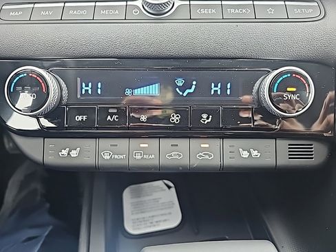 New 2026 Hyundai Elantra Limited FWD image 20