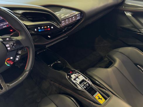 Used 2022 Ferrari SF90 Stradale image 54