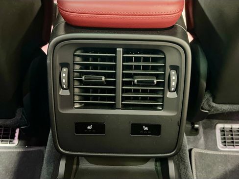 Used 2020 Porsche Taycan Turbo image 20