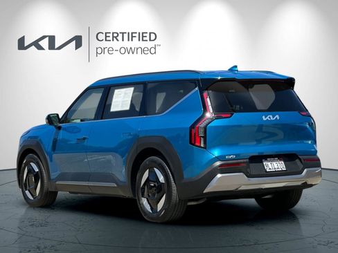 Certified 2024 Kia EV9 Wind AWD/4WD image 6