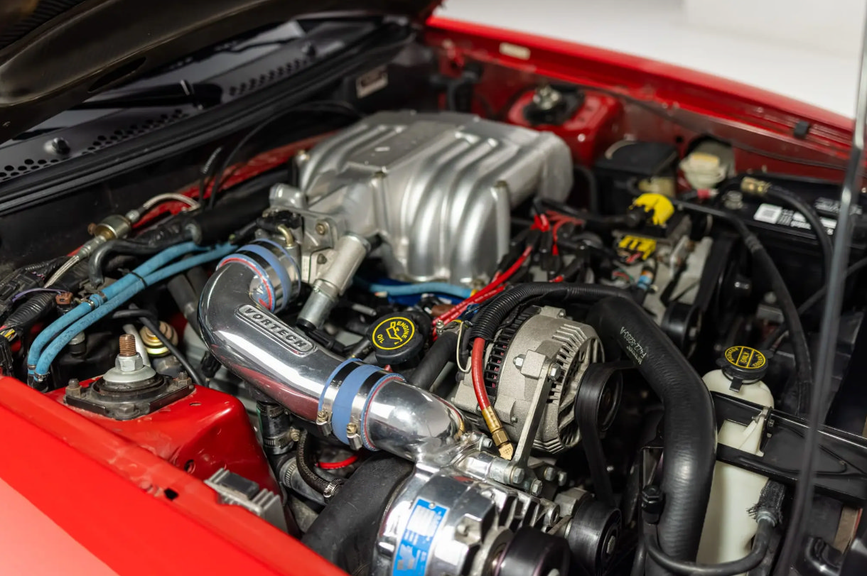 Used 1997 Ford Mustang Convertible RWD image 8