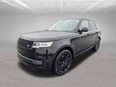 New 2025 Land Rover Range Rover SE