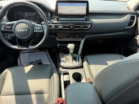 Certified 2023 Kia Seltos SX AWD/4WD image 8