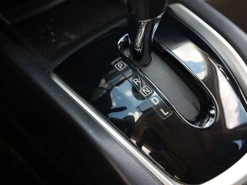 Used 2014 Nissan Rogue SV w/ SV Moonroof Package FWD image 38