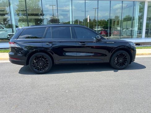 Used 2026 Lincoln Aviator Reserve w/ Luxury Package AWD/4WD image 9