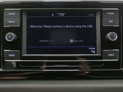 Certified 2024 Volkswagen Taos S FWD image 25