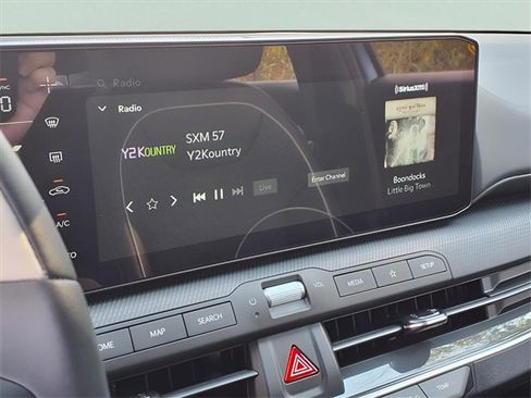 New 2025 Kia K4 GT-Line image 8