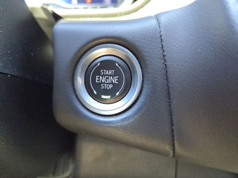 Used 2024 Chevrolet Suburban RST w/ Luxury Package image 9