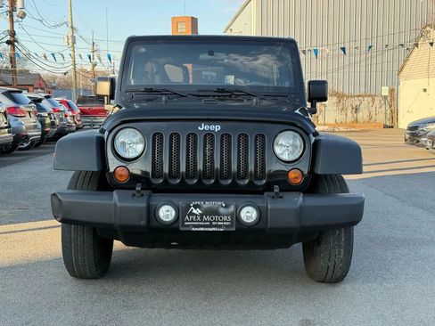 Used 2013 Jeep Wrangler Unlimited Sport AWD/4WD image 2