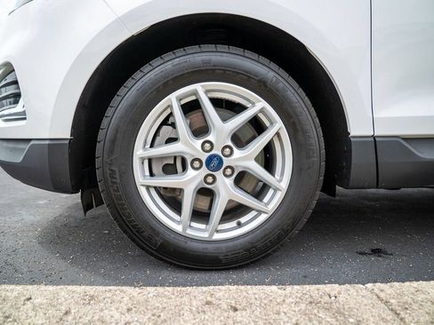 Used 2022 Ford Edge SEL AWD/4WD image 10