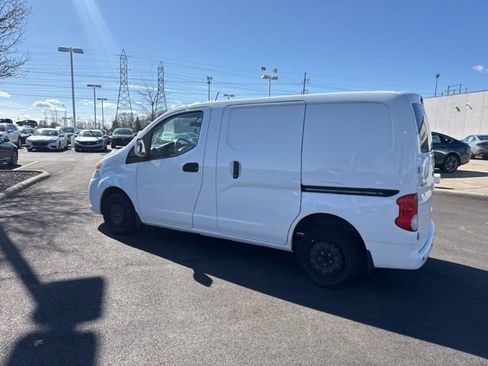 Used 2021 Nissan NV200 SV w/ Back Door Glass Package image 13