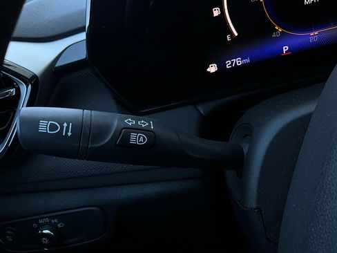 Used 2025 Chevrolet TrailBlazer LT image 33