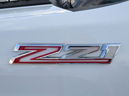 Used 2024 Chevrolet Silverado 2500 LT image 43