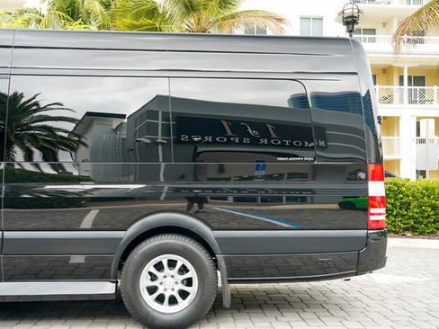 Used 2018 Mercedes-Benz Sprinter 3500 image 13