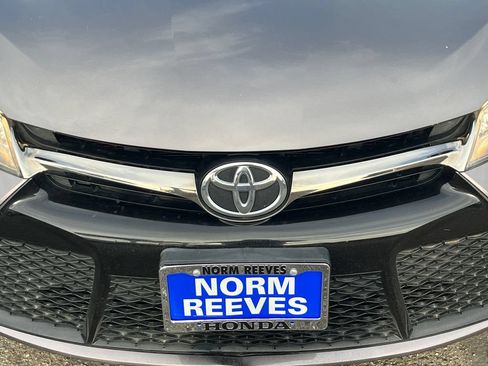 Used 2017 Toyota Camry SE FWD image 40