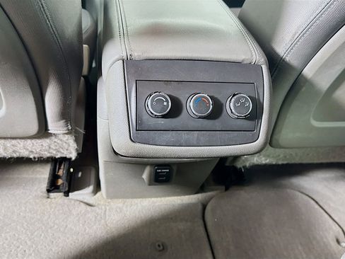 Used 2016 Chevrolet Traverse LS image 28