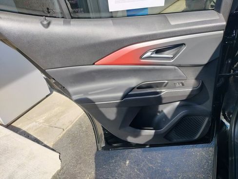 Used 2024 Chevrolet Equinox EV RS image 17