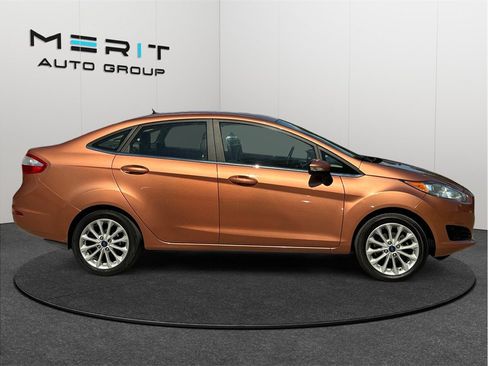 Used 2017 Ford Fiesta Titanium FWD image 10
