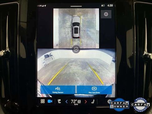 Used 2025 Volvo XC60 B5 Plus image 53