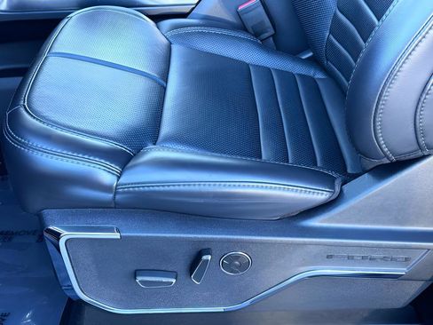 Certified 2024 Ford F150 Platinum w/ Equipment Group 702A High image 29