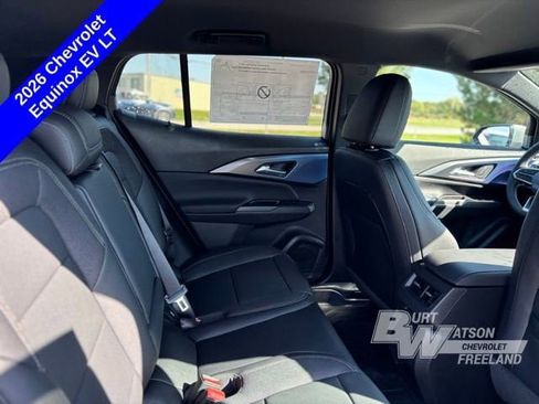 New 2026 Chevrolet Equinox EV LT image 24