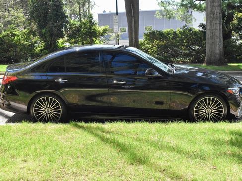 Used 2022 Mercedes-Benz C 300 Sedan w/ AMG Line w/ Night Package image 10