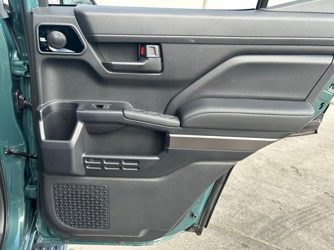 Used 2026 Toyota 4Runner TRD Off-Road Premium image 25