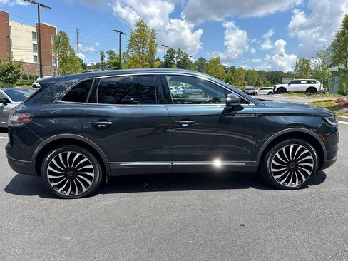 Used 2023 Lincoln Nautilus Black Label w/ Class II Trailer Tow Package AWD/4WD image 8