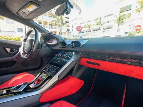 Used 2015 Lamborghini Huracan LP 610-4 AWD/4WD image 85