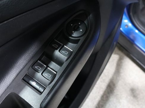 Used 2019 Ford Escape SE image 14