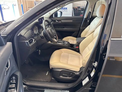 Used 2021 MAZDA CX-5 Touring FWD image 6