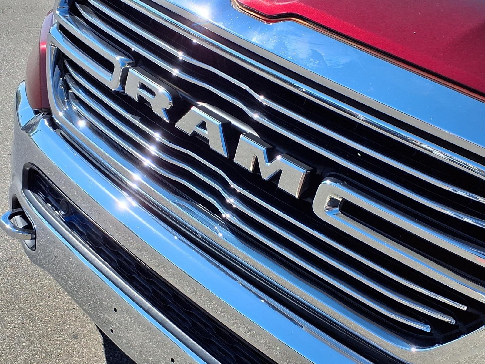 Used 2019 RAM 1500 Laramie AWD/4WD image 30