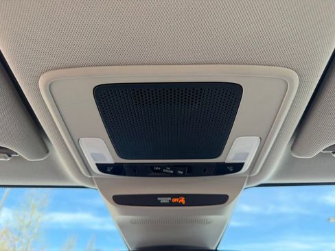 Used 2023 Honda HR-V LX image 30