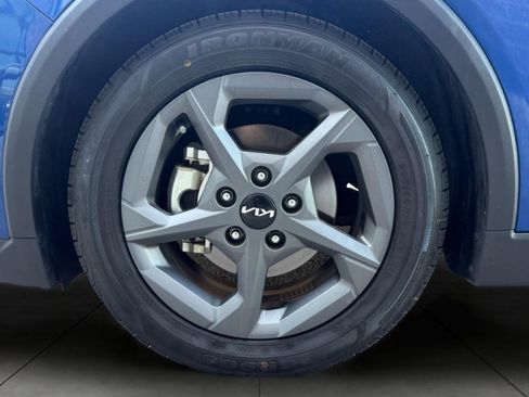 Used 2025 Kia K4 FWD image 7