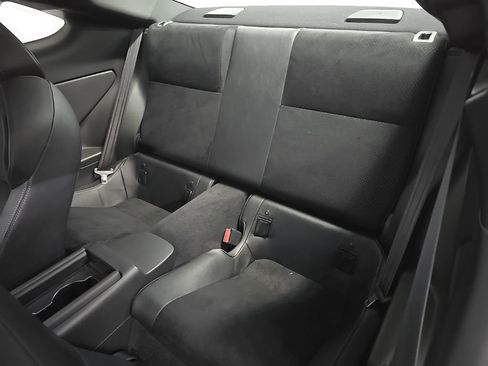 Used 2023 Toyota GR86 Premium w/ ALL Weather Mat Package (TMS) RWD image 29