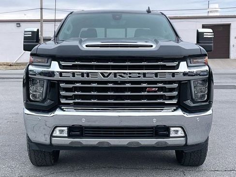 Used 2020 Chevrolet Silverado 2500 LTZ w/ LTZ Premium Package image 4