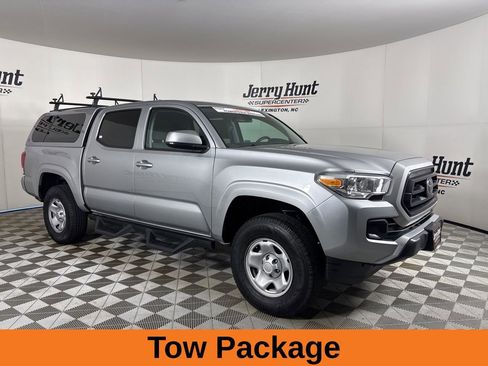 Used 2023 Toyota Tacoma SR image 4