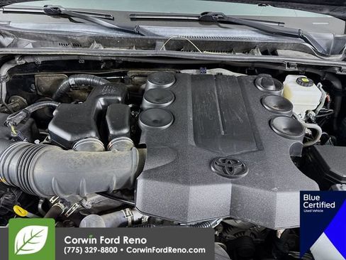 Used 2023 Toyota 4Runner SR5 AWD/4WD image 32