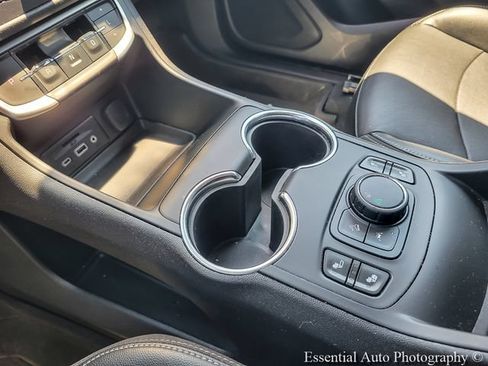 Certified 2023 GMC Terrain SLT w/ LPO, Floor Liner Package FWD image 22