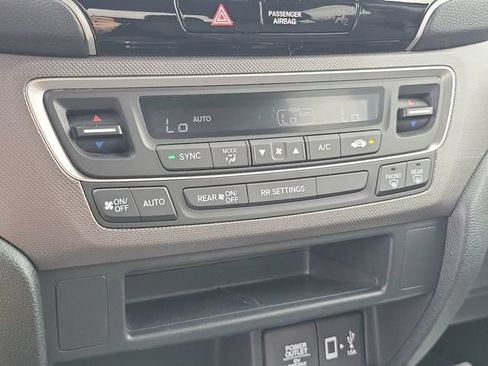 Used 2023 Honda Ridgeline Sport image 26
