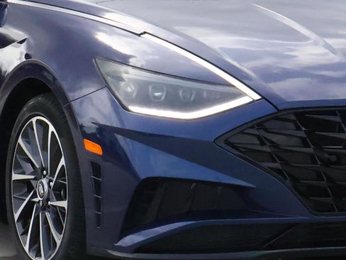 Used 2022 Hyundai Sonata Limited image 7