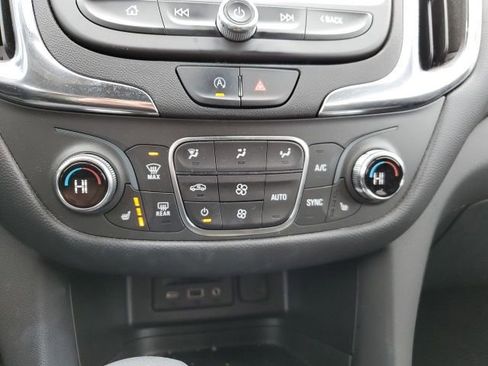 Used 2024 Chevrolet Equinox LT image 13